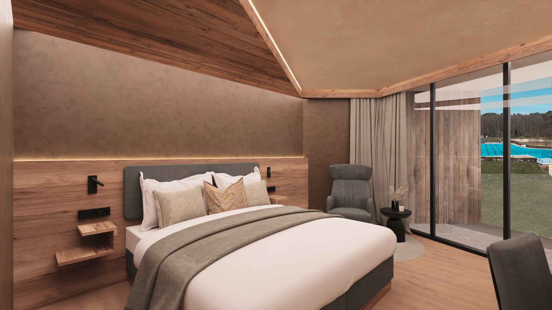 Moderne Hotelzimmer mit Holzdekor, Doppelbett, Sessel und großen Fenstern mit Blick auf einen Außenpool.
